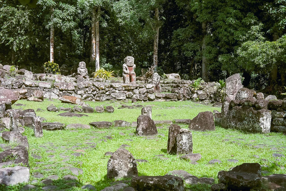 Tiki ruins