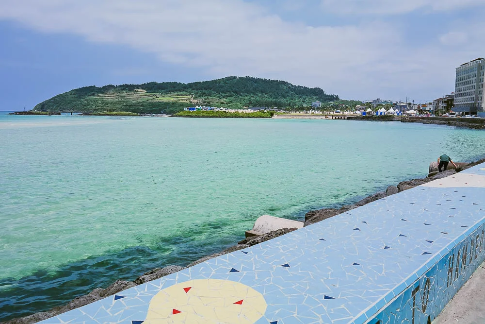 Hamdeok Beach