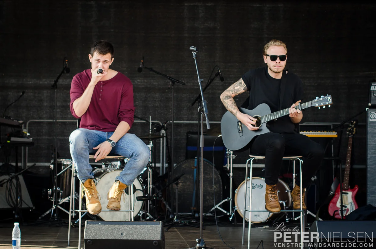 bandsontherun-09.jpg