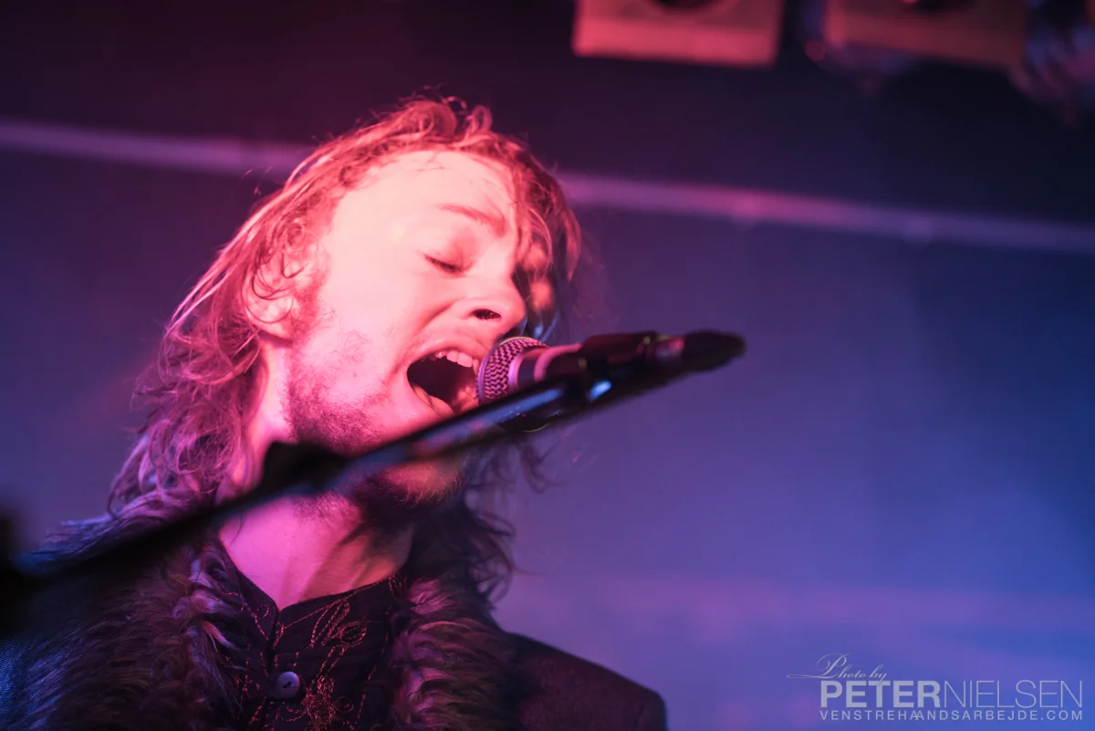 rmir2014-06.jpg