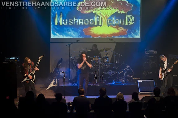 mushroomcloud-12.jpg