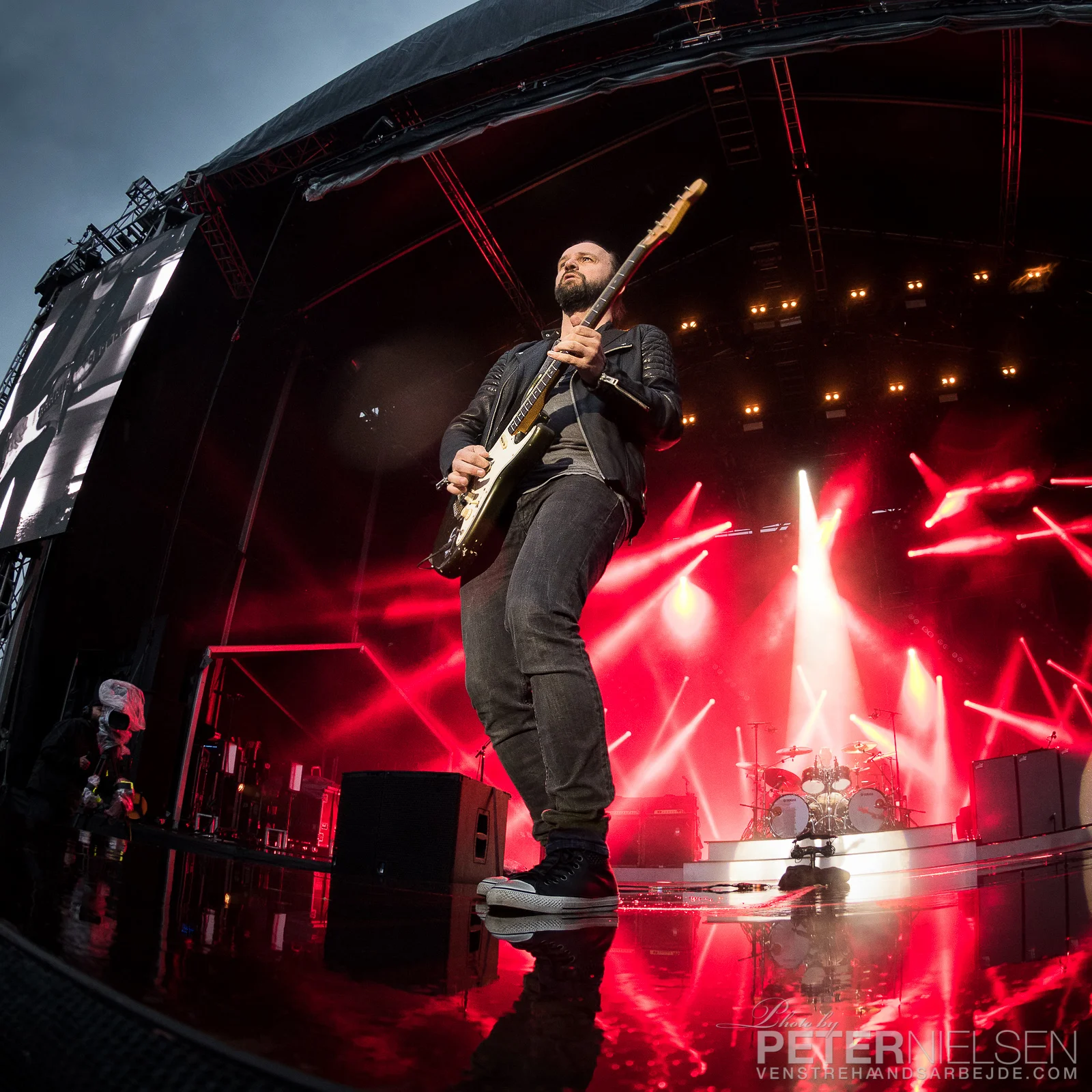 dizzy-mizz-lizzy-07.jpg