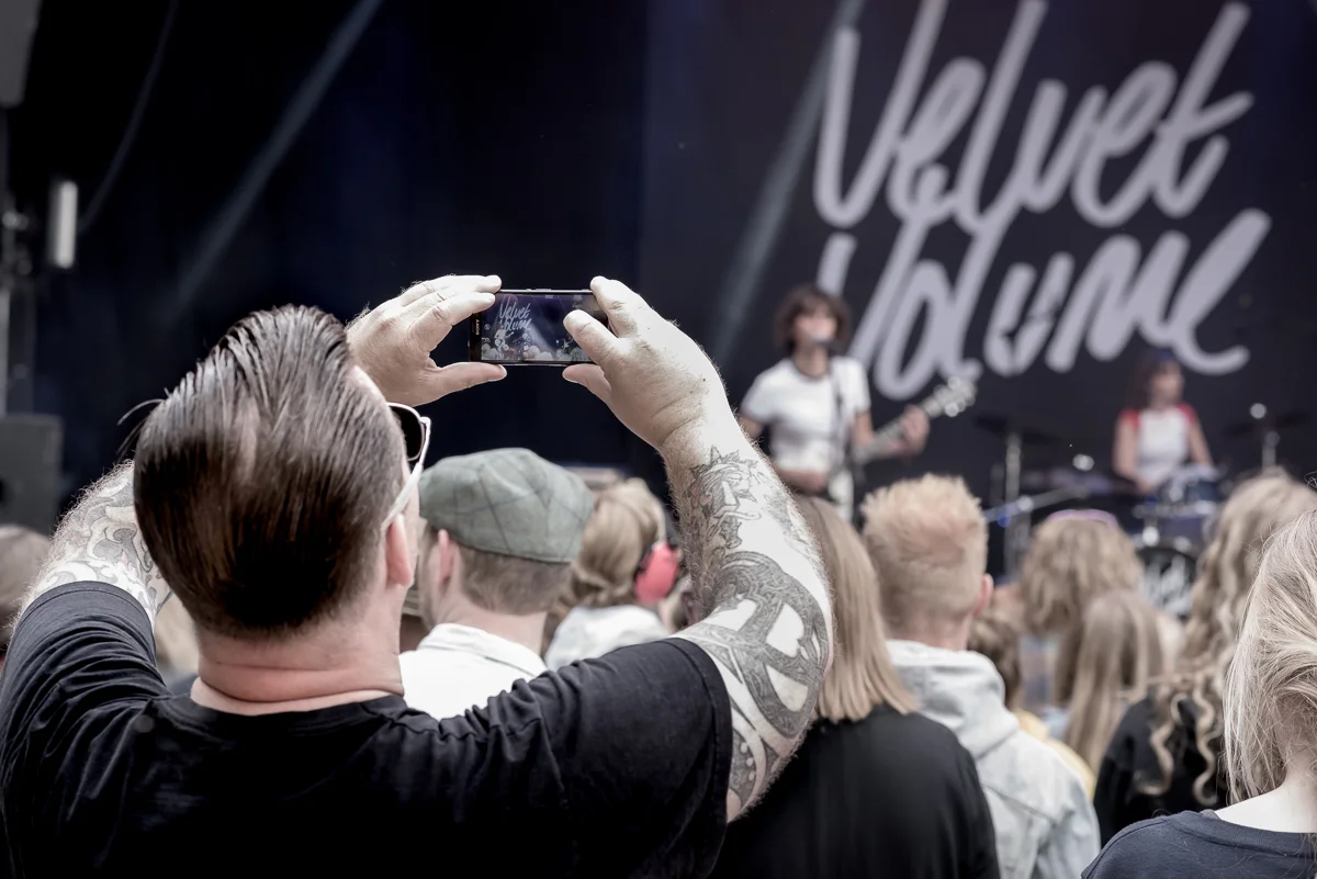 velvet-volume-feature-64.jpg