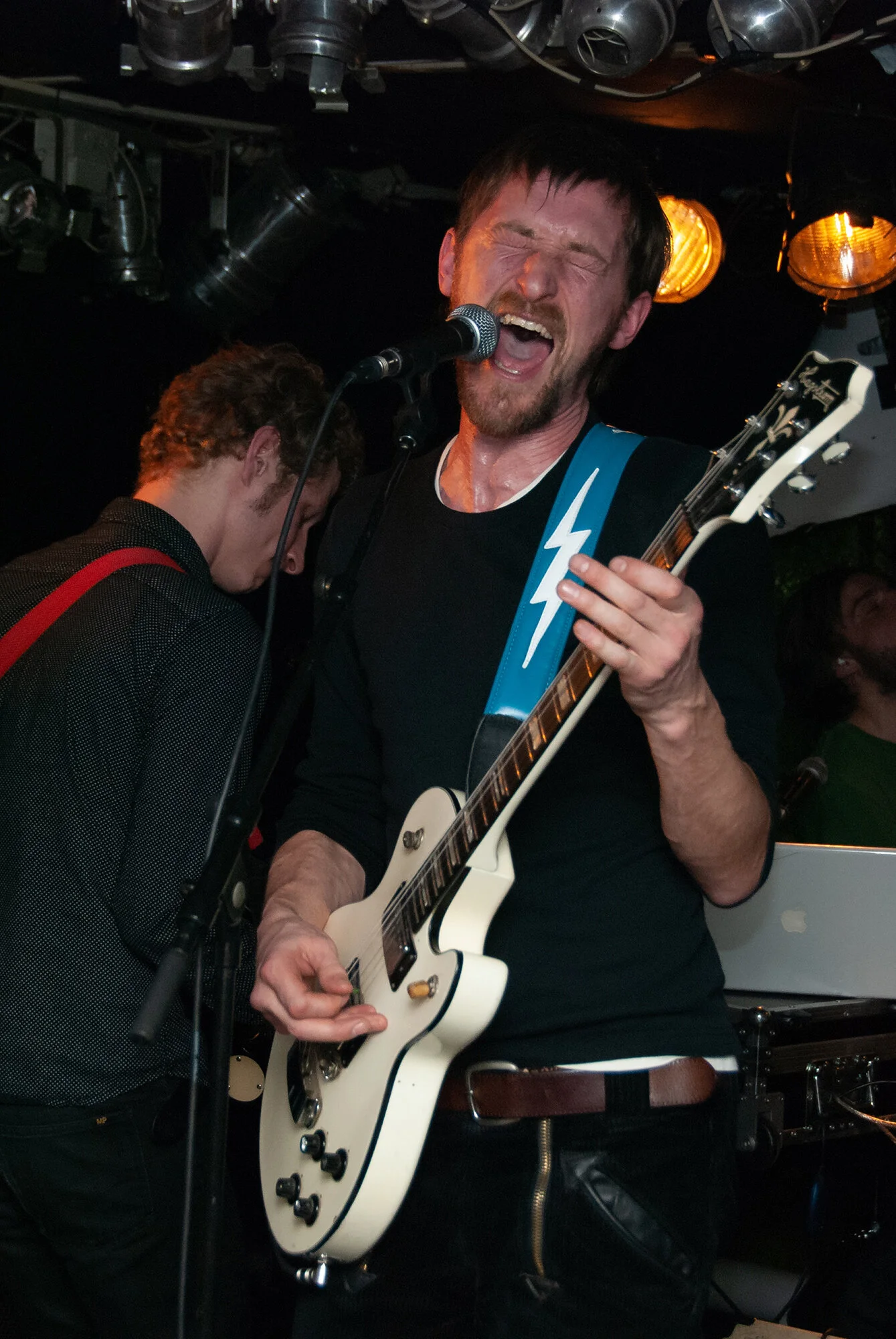 2009-03-22_(The_Broken_Beats-13).jpg