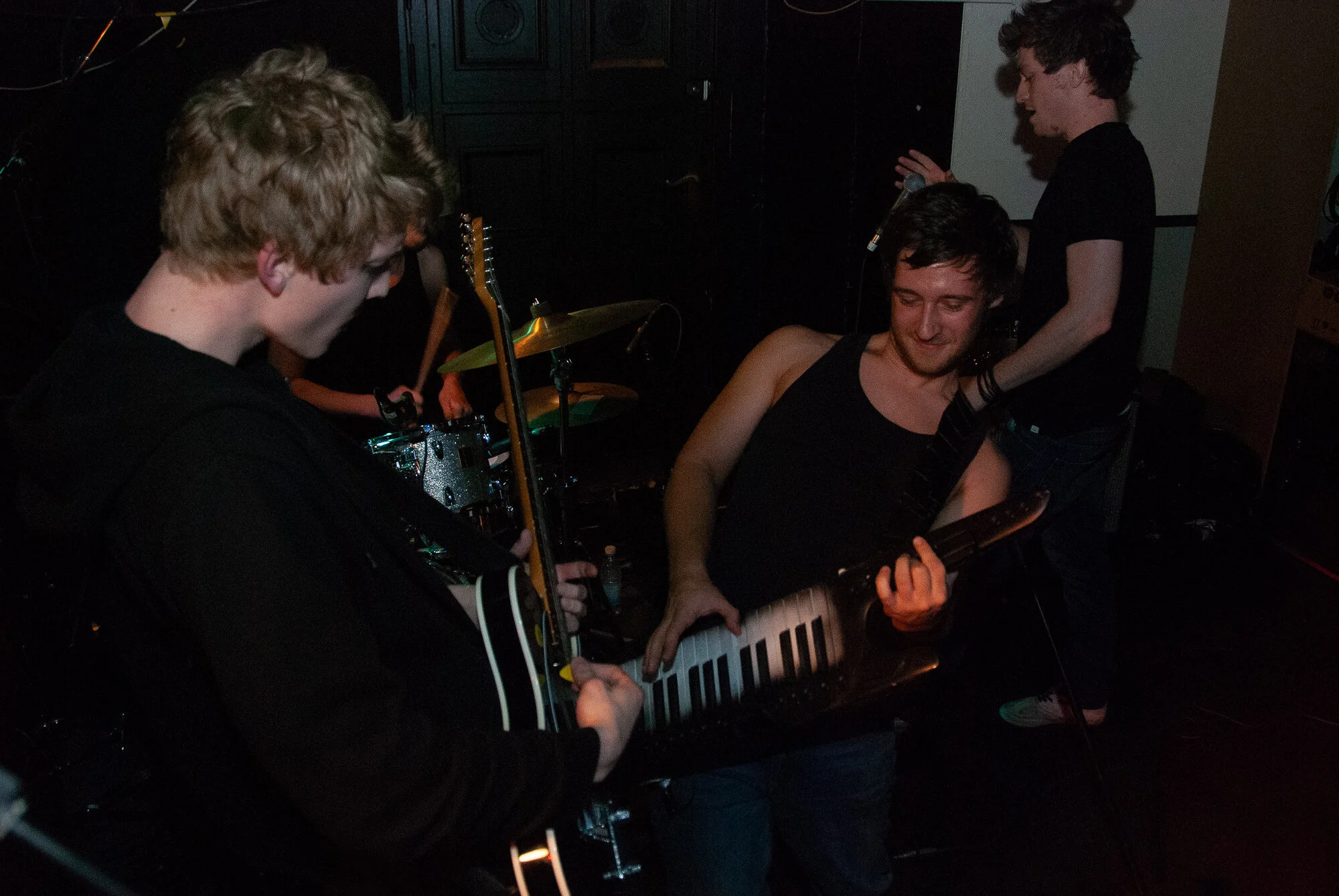 2009-12-04_(The Company-6).jpg