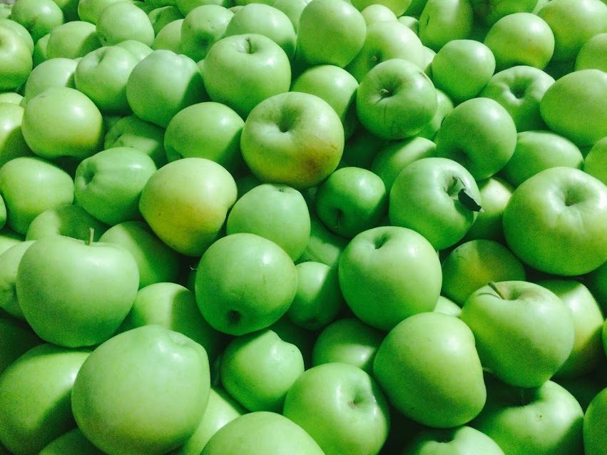 Crispin/Mutsu Apples