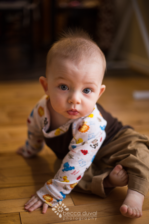 The raglan, khakis, and a model pout make for a great daytime look, too!