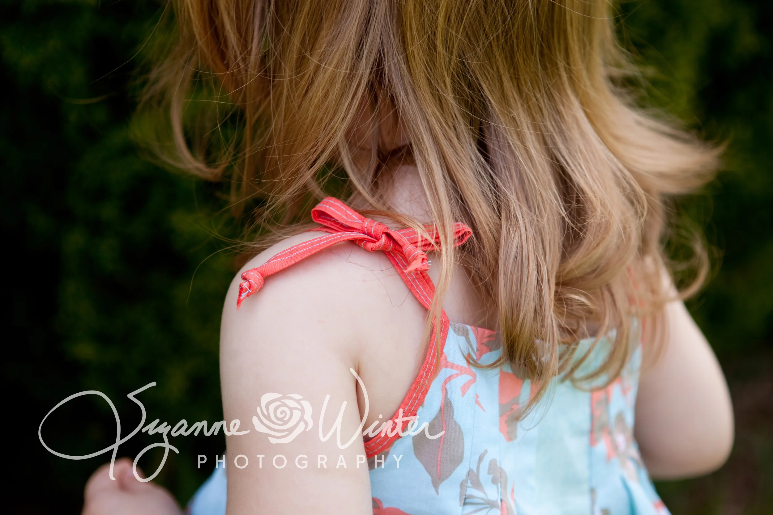 I used contrasting thread because a) I didn't have an exact match to this color, and b) I love that it makes it a detail that catches the eye!