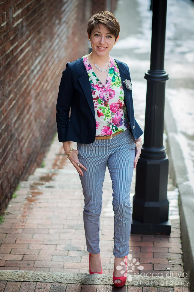 Winter Wear Designs Champs Elysee Blazer in a Navy Bottomweight Britex Remant, Floral Thread Theory Camas Blouse, and Jocole Skinny Pants in Robert Kauffman Stretch Denim