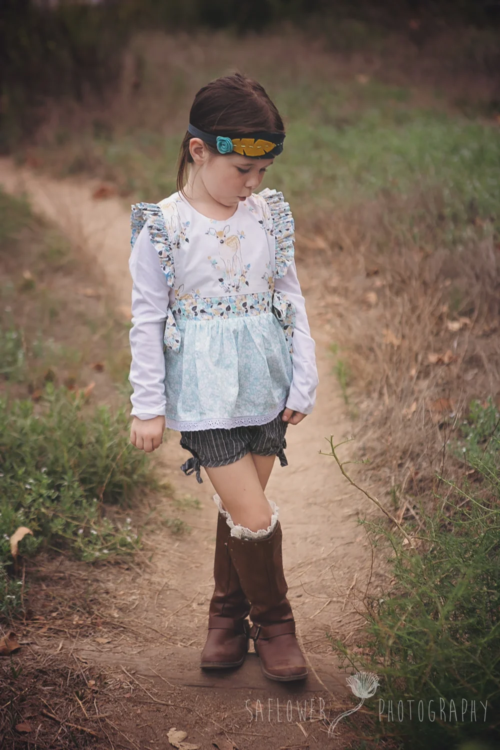 Fabric "Fawn" by Hawthorne Threads