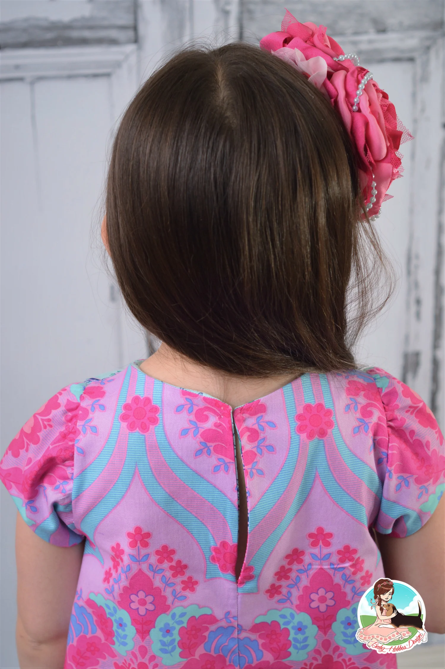 Hidden Hook and Eye closure