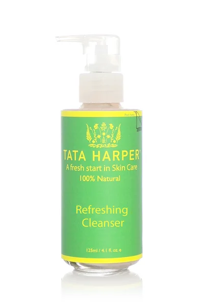 RefreshignCleanser-forWeb.jpg