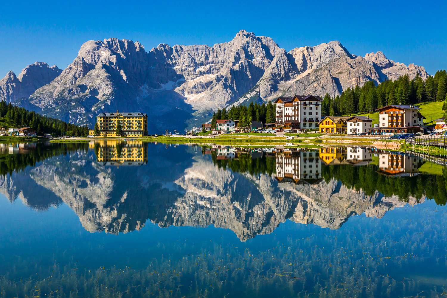 Italy's Dolomite R. Ian Lloyd