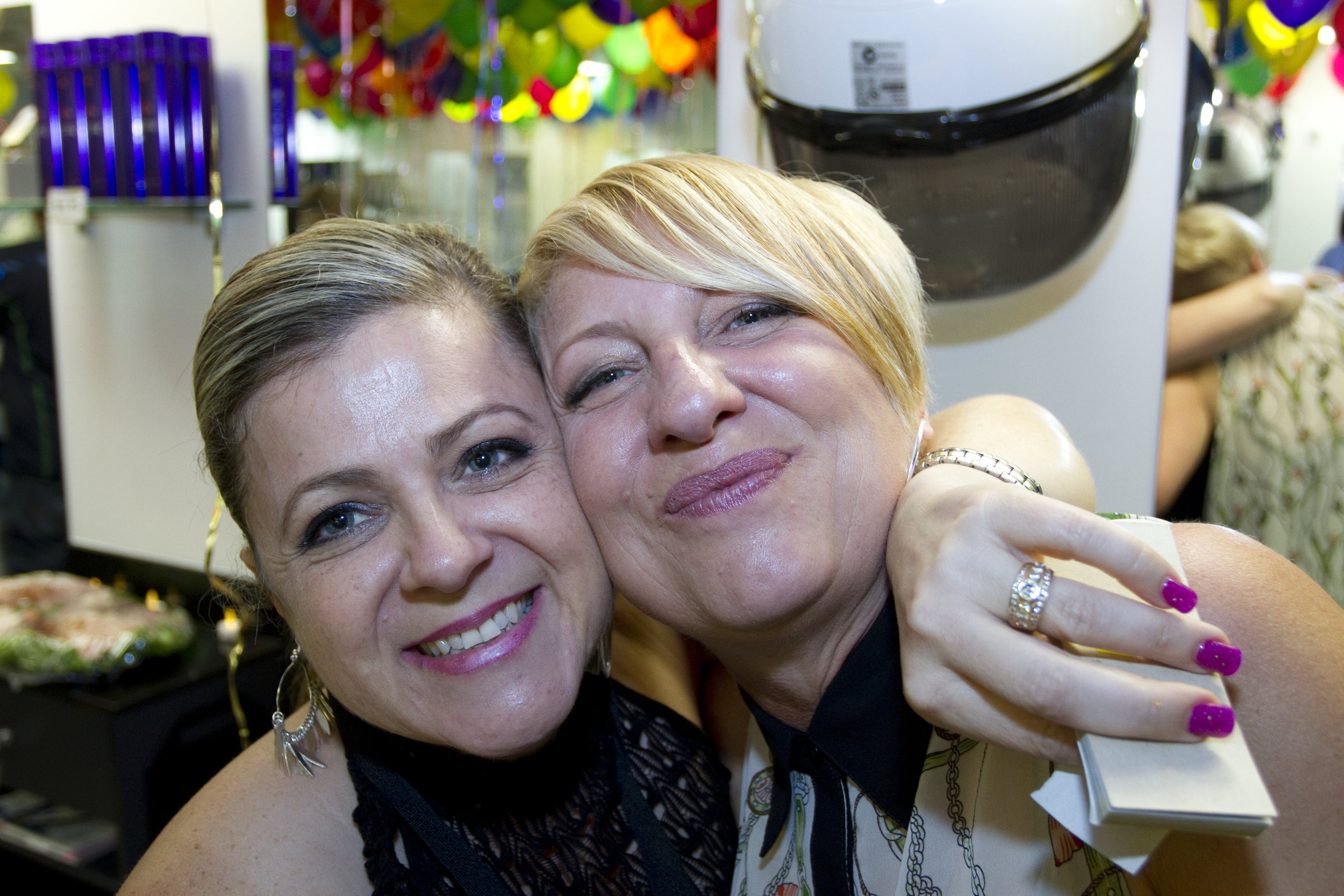 By Gallery — By Hairdressing