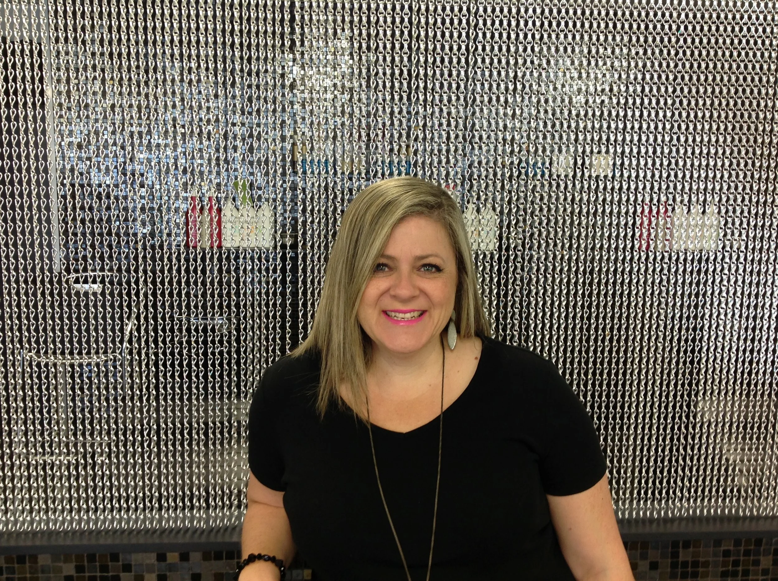 By Gallery — By Hairdressing