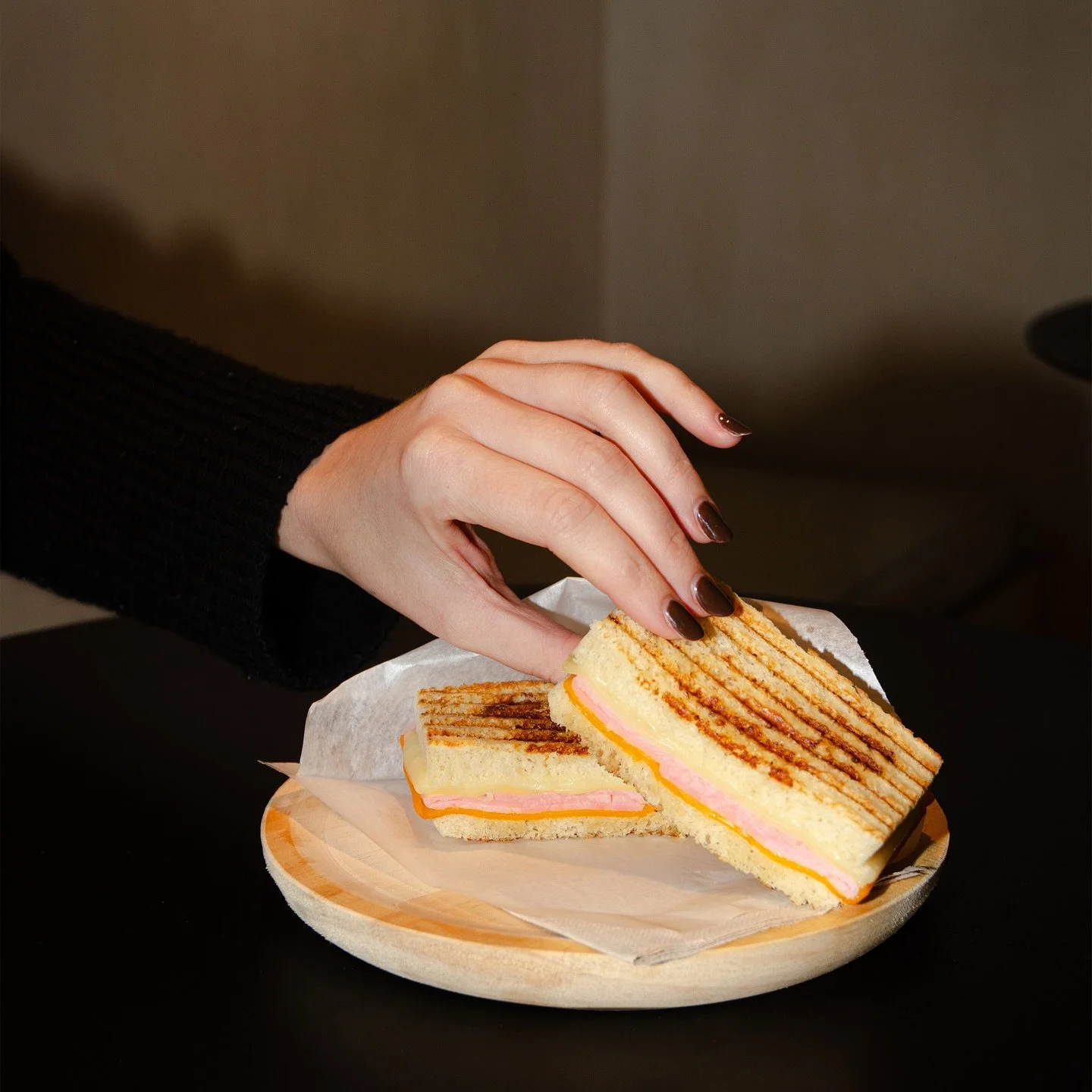 mixto, bikini, ham&amp;cheese&hellip; ya puedes pedirlo como quieras en zuppa! 🍖🧀 
(disponible solo en local) 

A&ntilde;adimos este cl&aacute;sico sandwich de jam&oacute;n y queso a nuestra carta de sopas y bocadillos, solo disponible en el local!