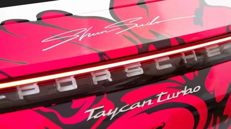 1009ae82-c57b-4bda-8ba1-44bd82c11064_porsche-taycan-art-car-by-shun-sudo-4-800x450.jpg