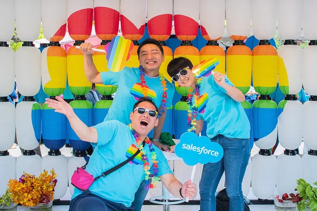 0e69f6bb-e3ef-4820-a0c8-b035a60ee23c_salesforce-pride-2019-8.jpg