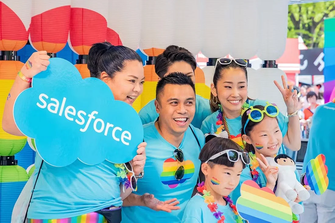 029a258b-c712-4bee-9869-b6fa4fd17f94_salesforce-pride-2019-5.jpg