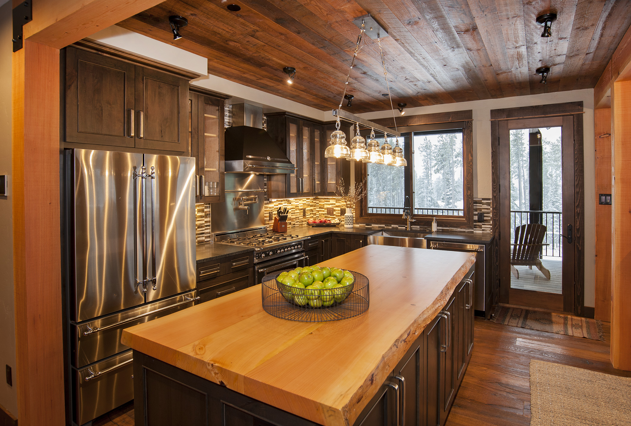   Kitchen Island   