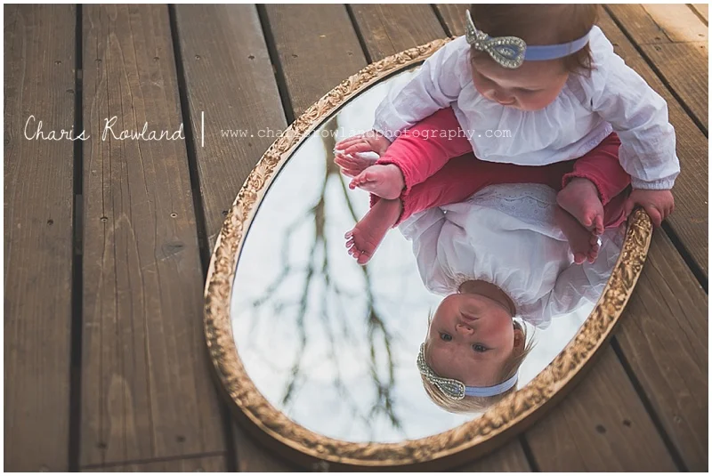 baby mirror photography