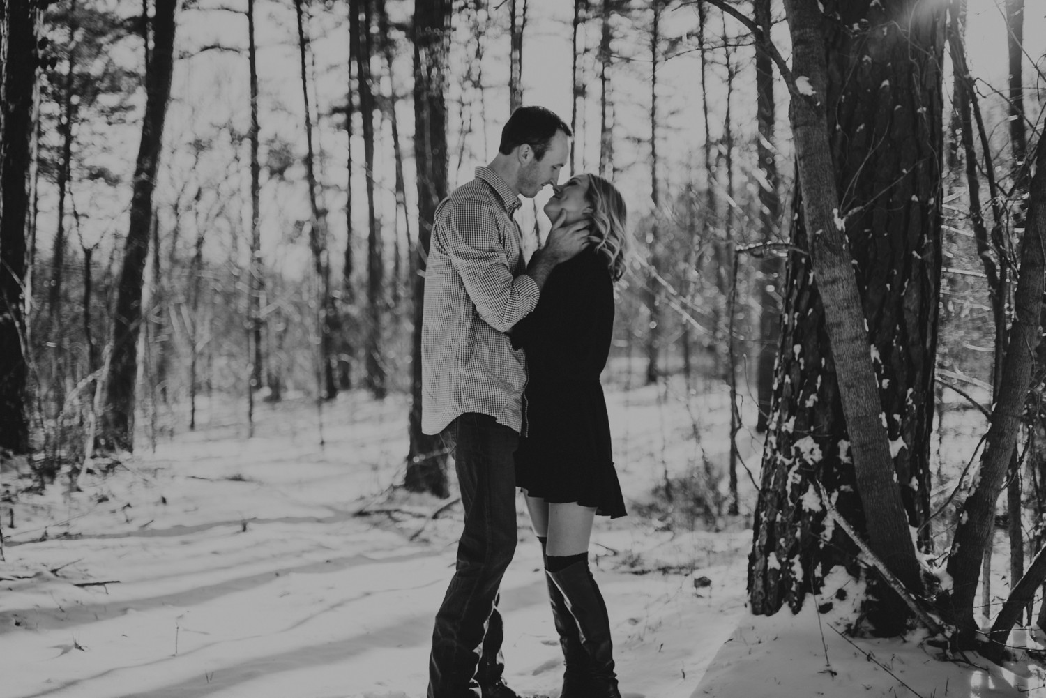 snowy-engagement-photos_0402.jpg