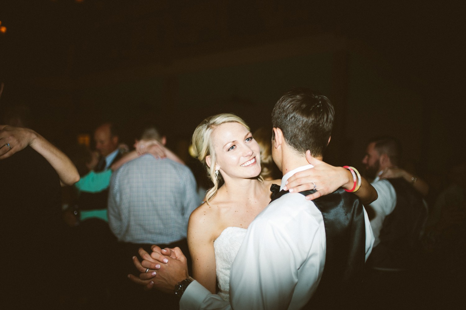 silver-oaks-chateau-wedding-photos_0669.jpg