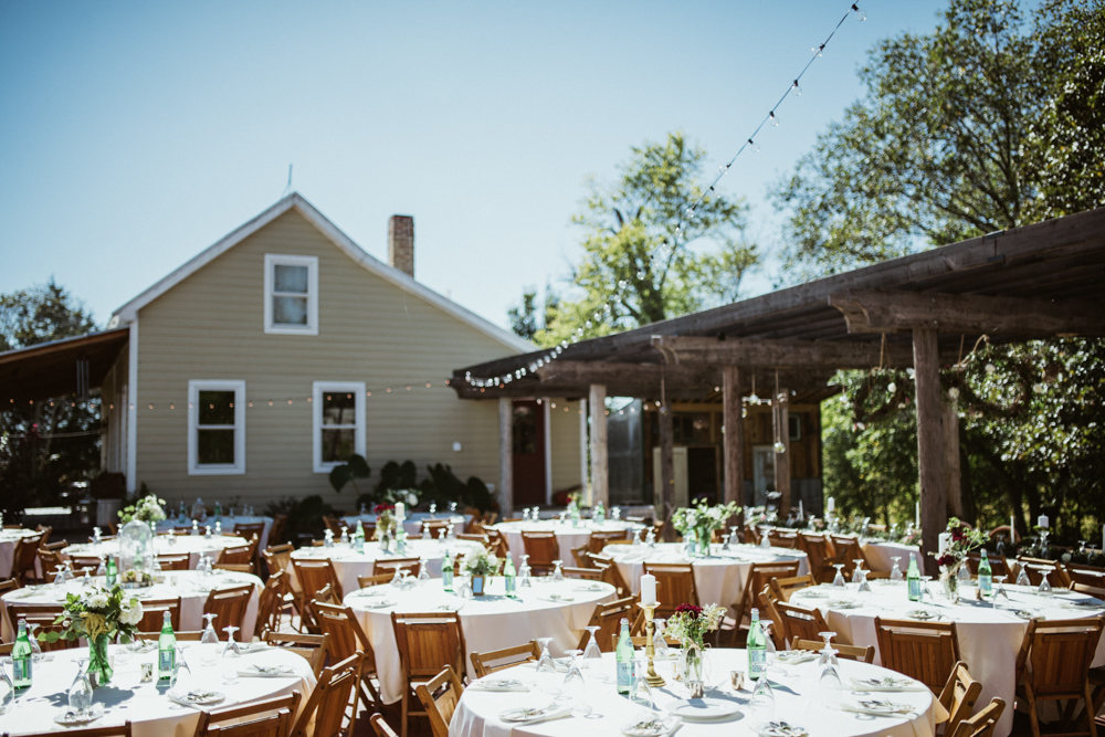 Farm-wedding-at-Mortons-Grove-St-Louis-10.jpg