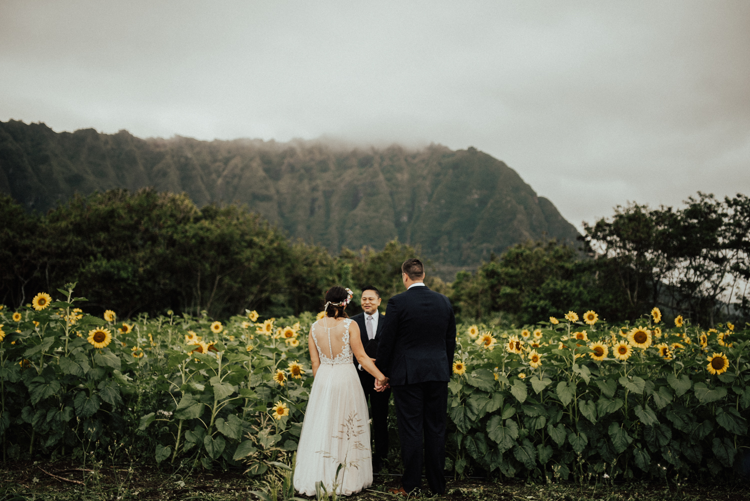 adventurous-Hawaii-elopement-photographers-47.jpg