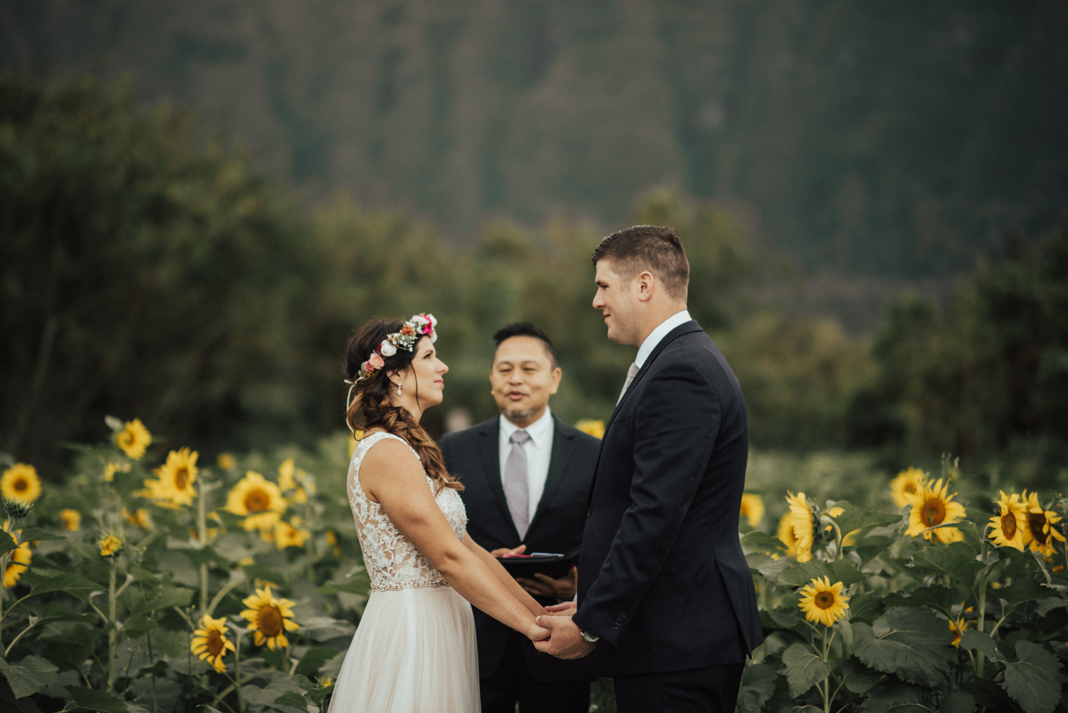 adventurous-Hawaii-elopement-photographers-48.jpg