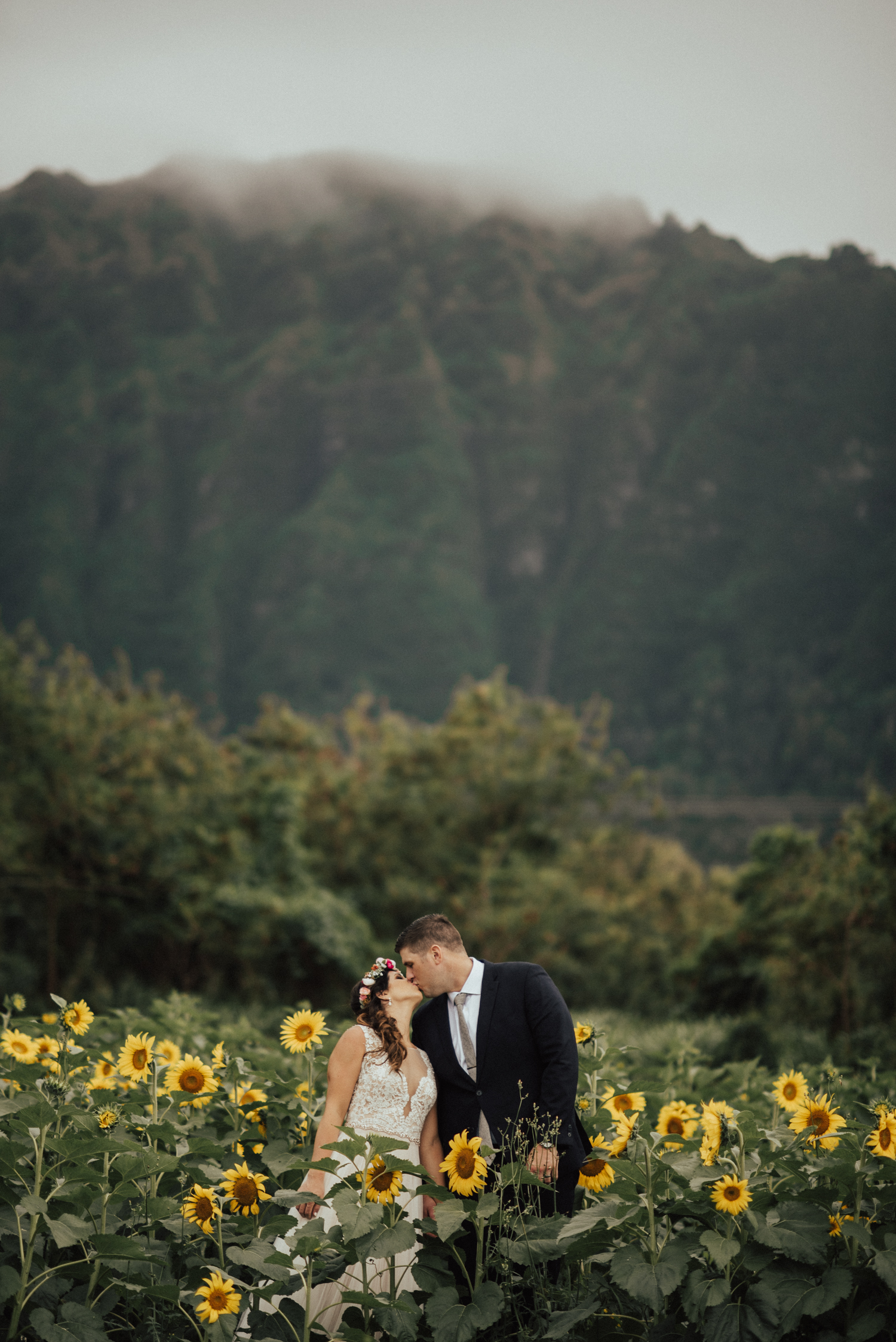 adventurous-Hawaii-elopement-photographers-63.jpg