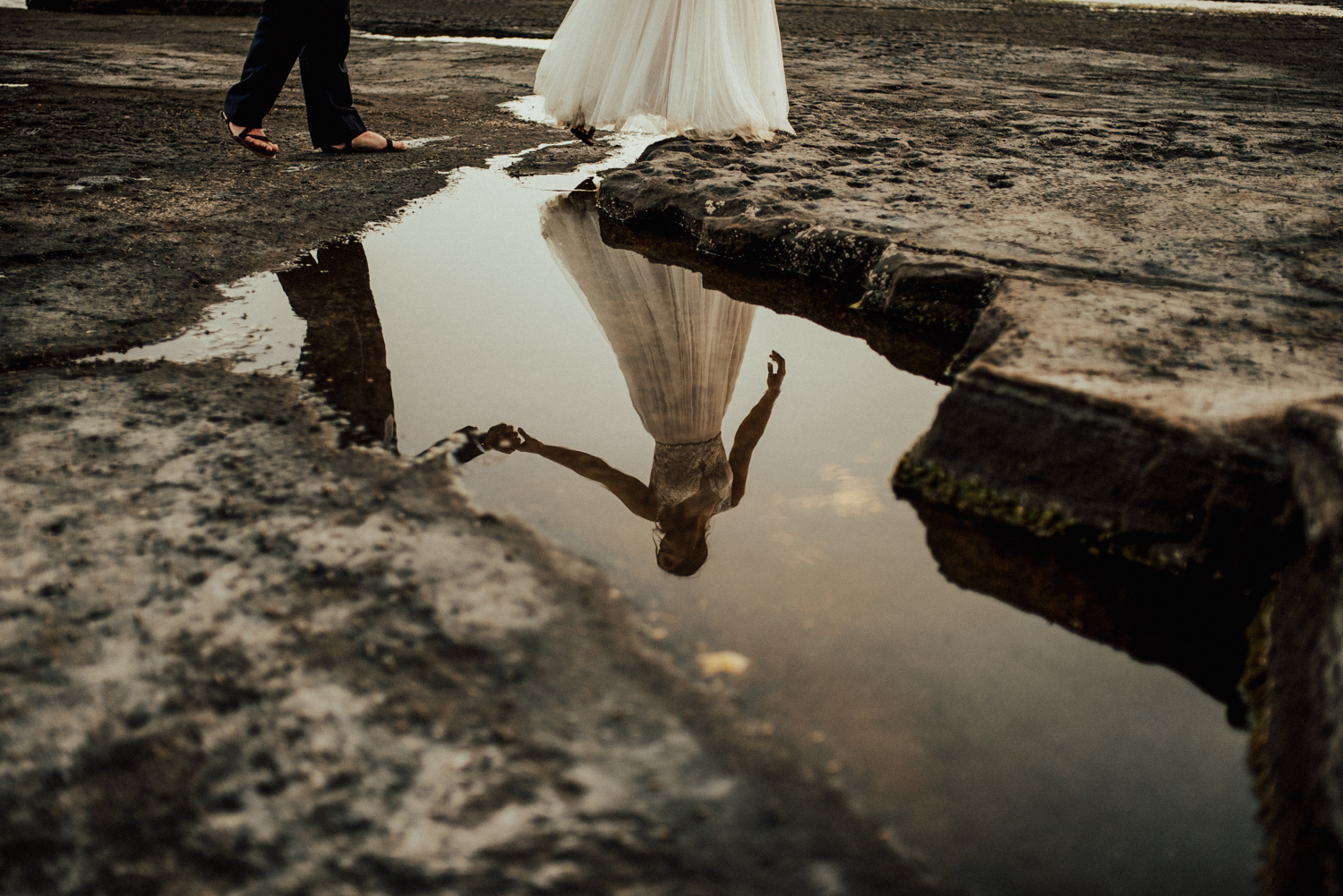 adventurous-Hawaii-elopement-photographers-75.jpg