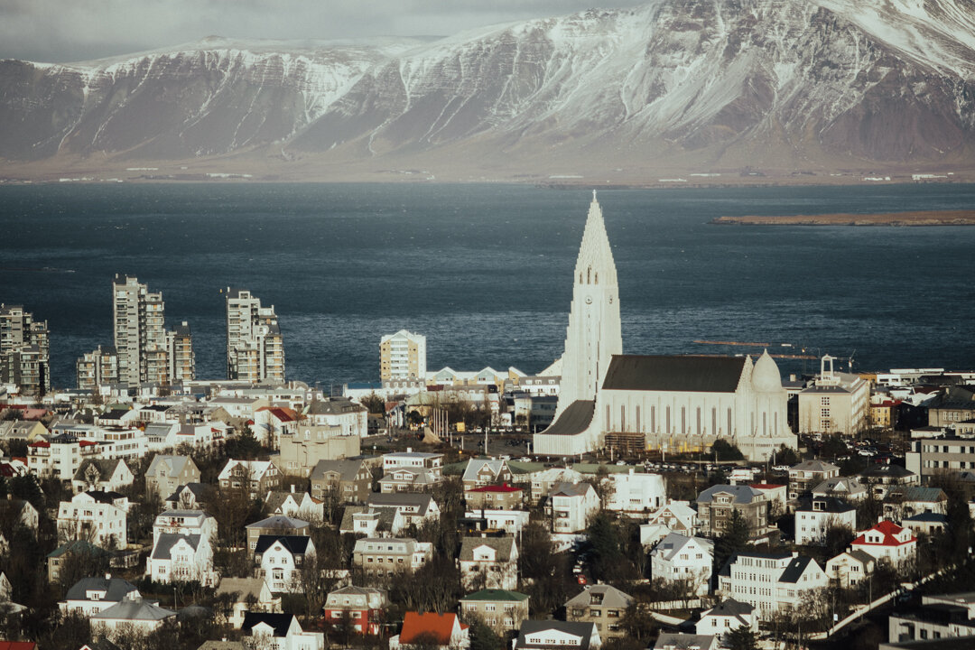Iceland-elopement-adventure-9.jpg