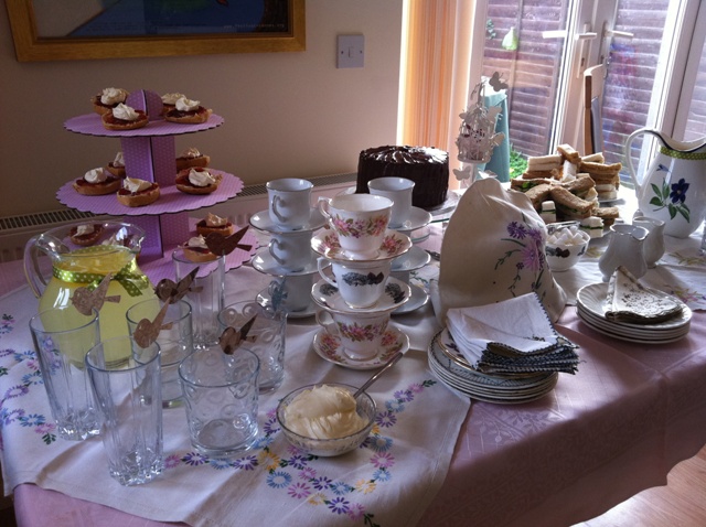 Vintage tea party table1.jpg