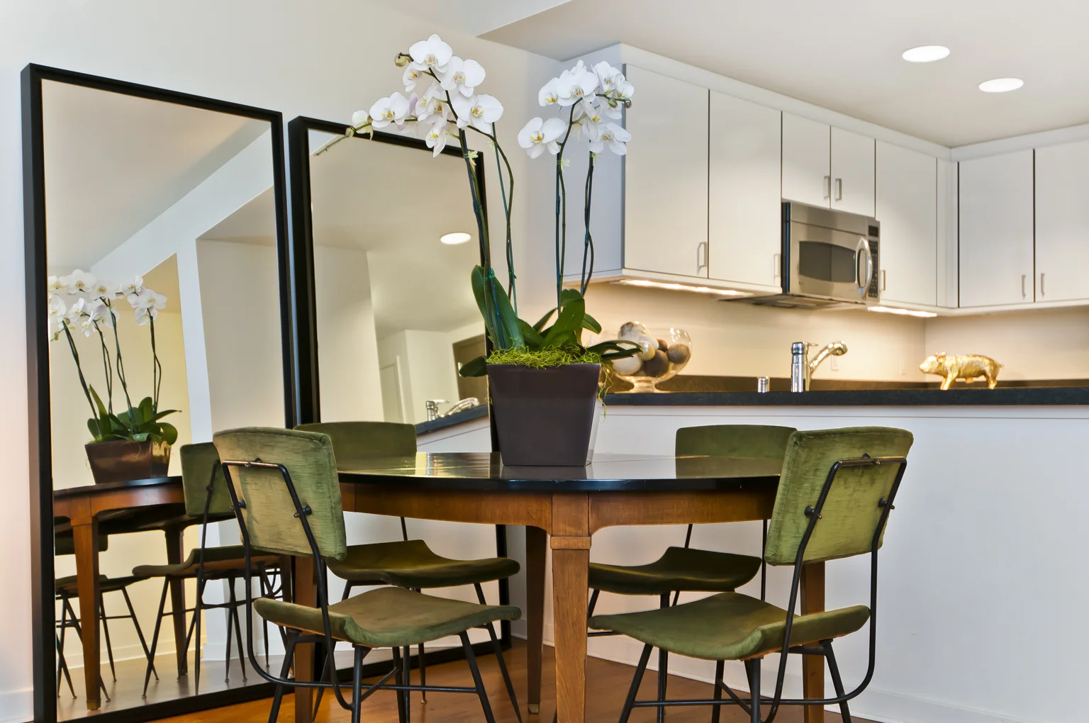dining-1-a.jpg