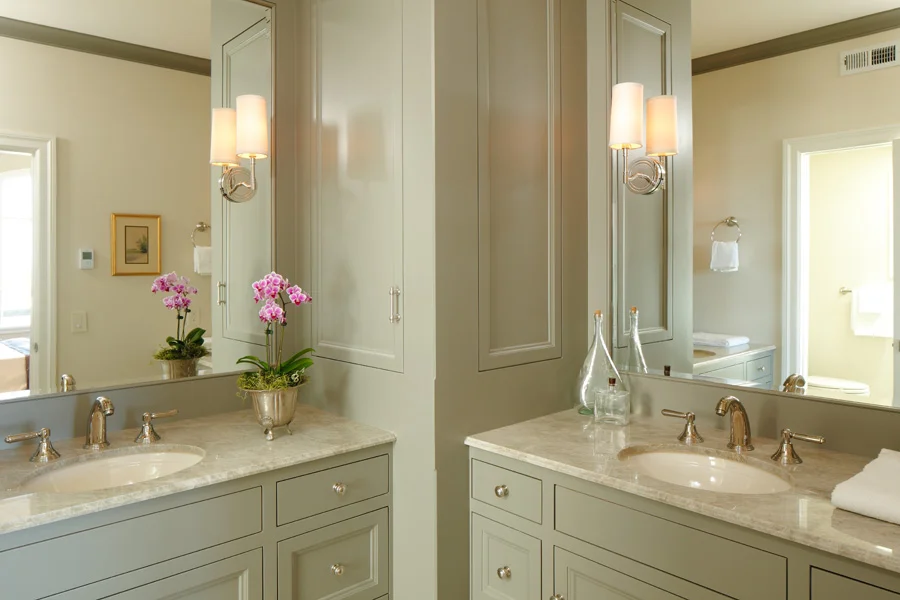 15_master_bath_1457.jpg