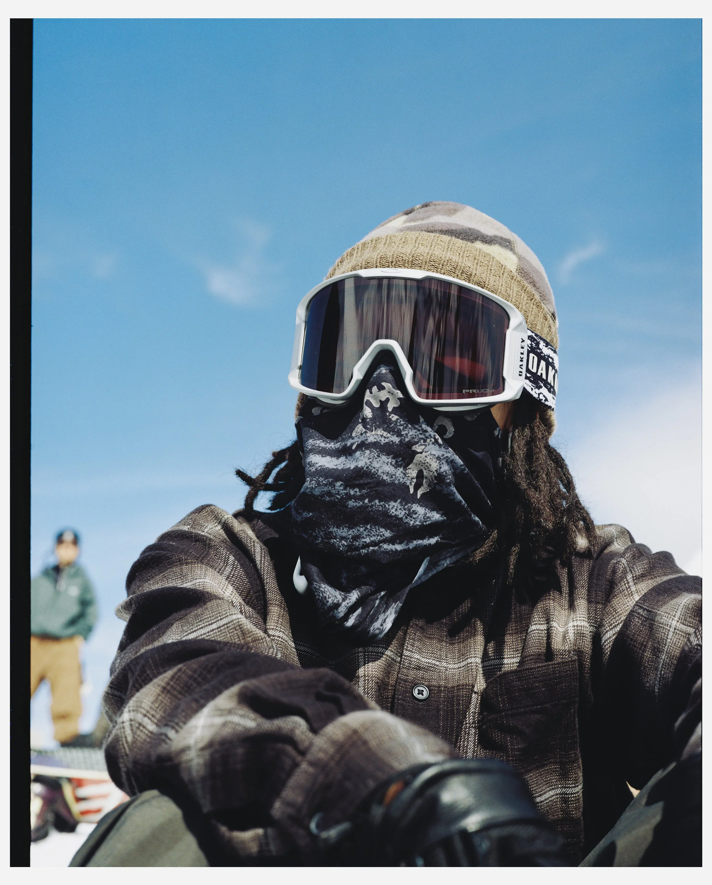 R1-00672-0009.jpg
