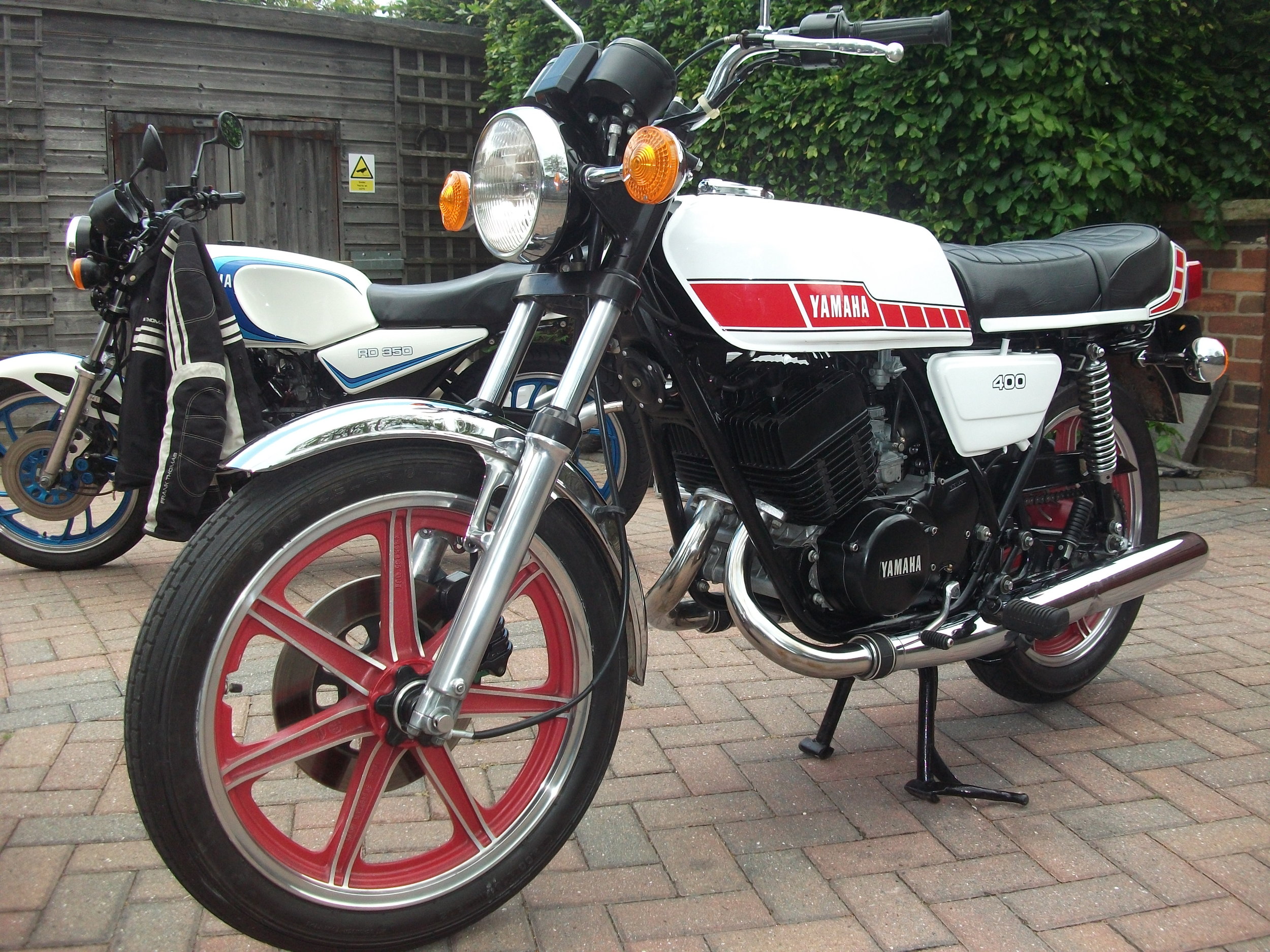 NOW SOLD . Very nice RD400E for sale on customers behalf. undergone a mild restoration but still retains many original parts and fasteners , only 16,000 miles, full MOT and ready to ride.