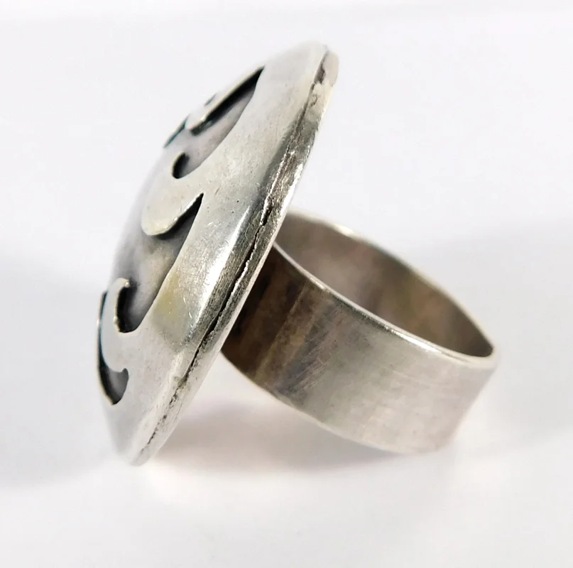 Rattle-ring-ss.jpg