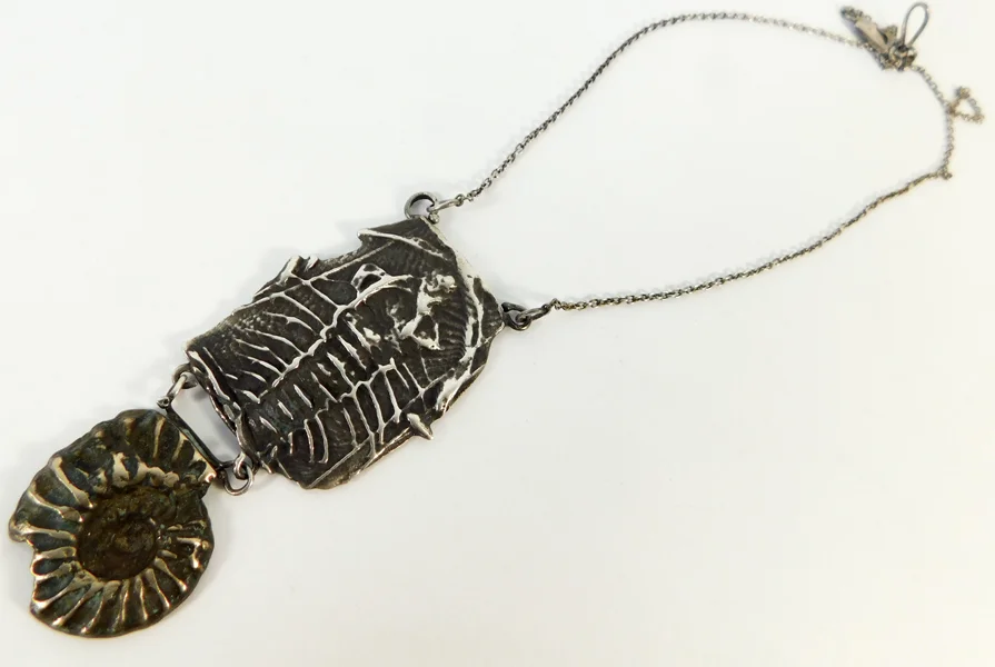 Trilobite-and-ammonite-pendant1.jpg