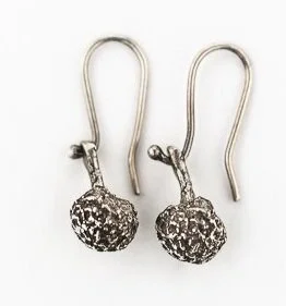 SYCAMORE+BUD+EARRINGS-+STERLING.jpg