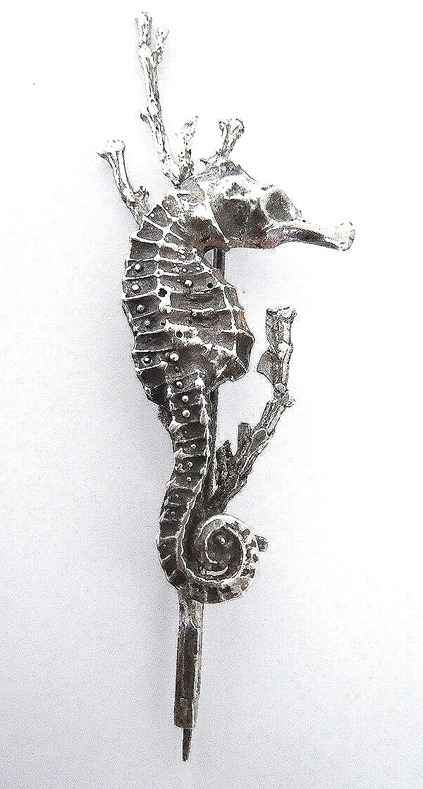 SEAHORSE BROOCH BR/OC1