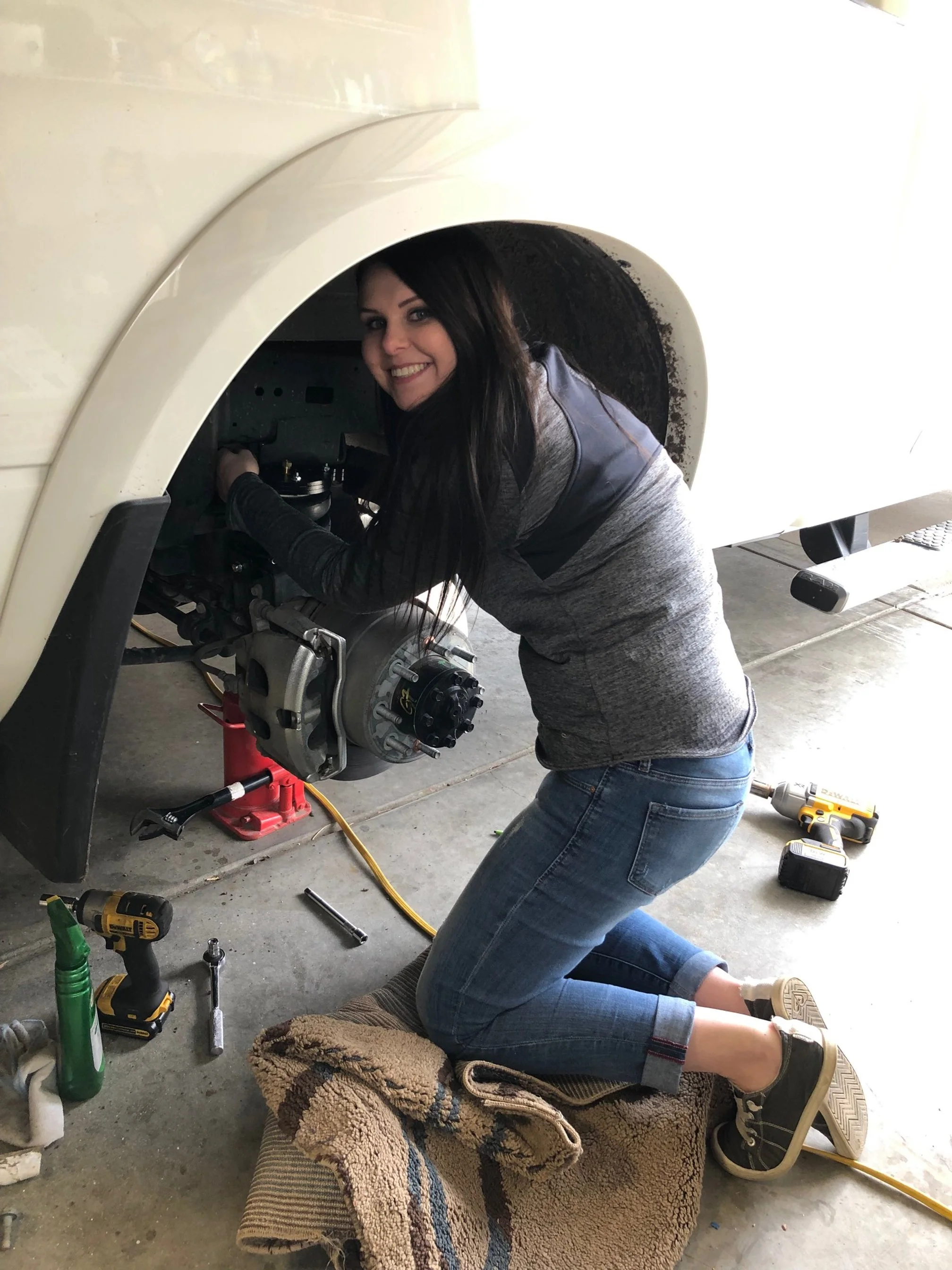 Adams GF Install Pic on 2500 Ram.jpeg