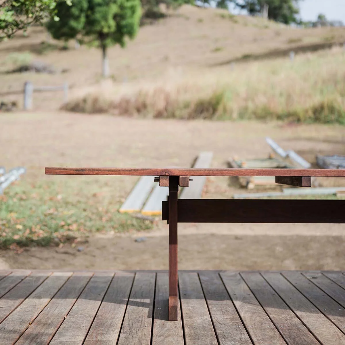 16_atelier-Luke_broken-table-cover.jpg