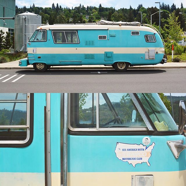 Babe the Blue Ox. Dodge Mobile Home from Minnesota, parked in Hood River. #dodge #vintagecamper #vintagerv #hoodriver #nikond7100