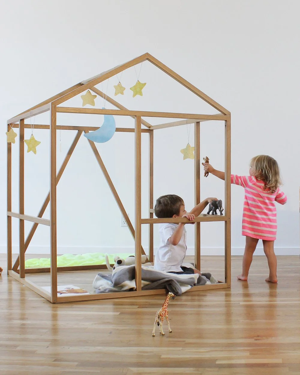 Playforms_framehouse4x5.jpg