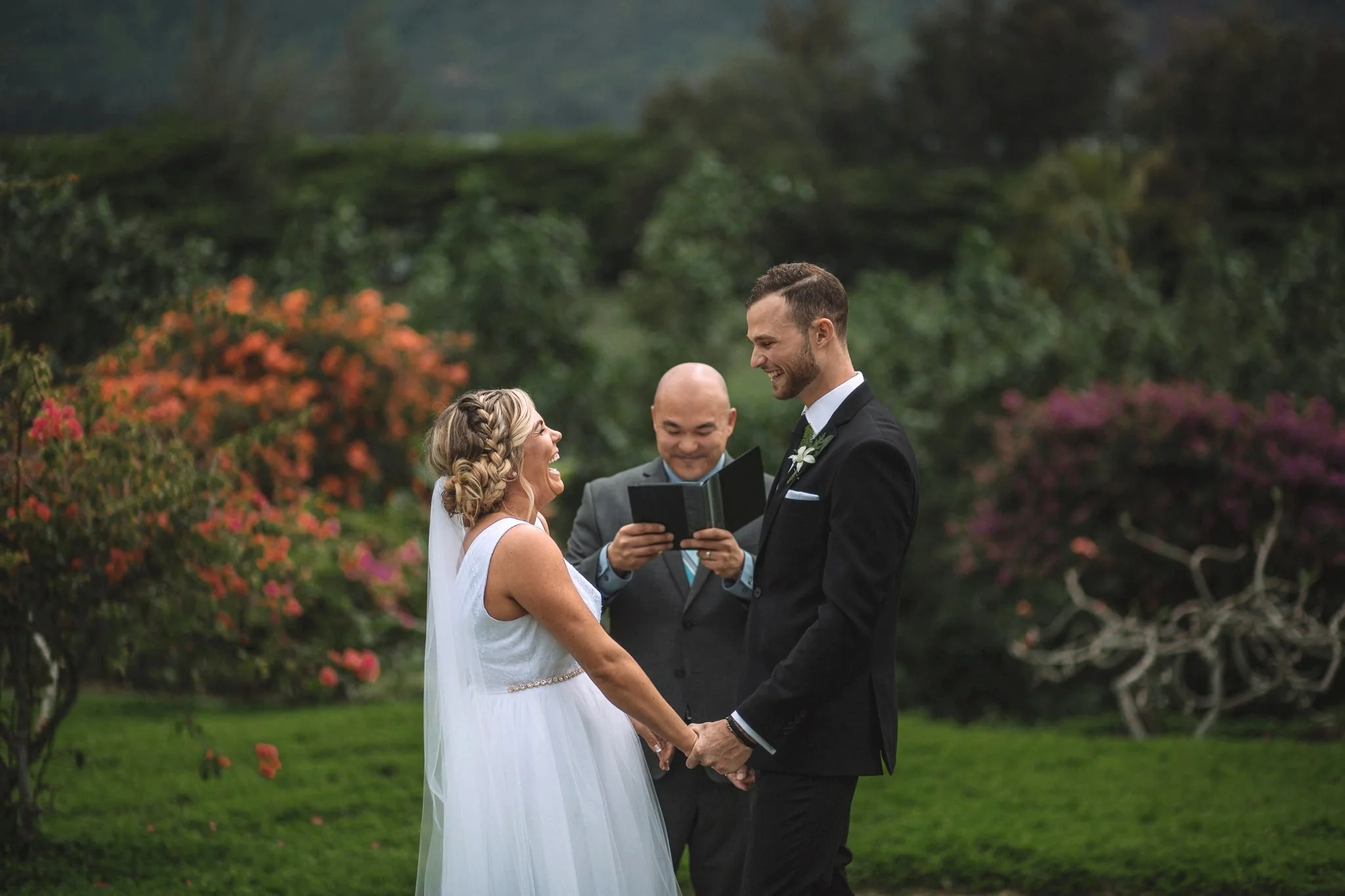 blairTaylerHawaiiWedding-94.jpg