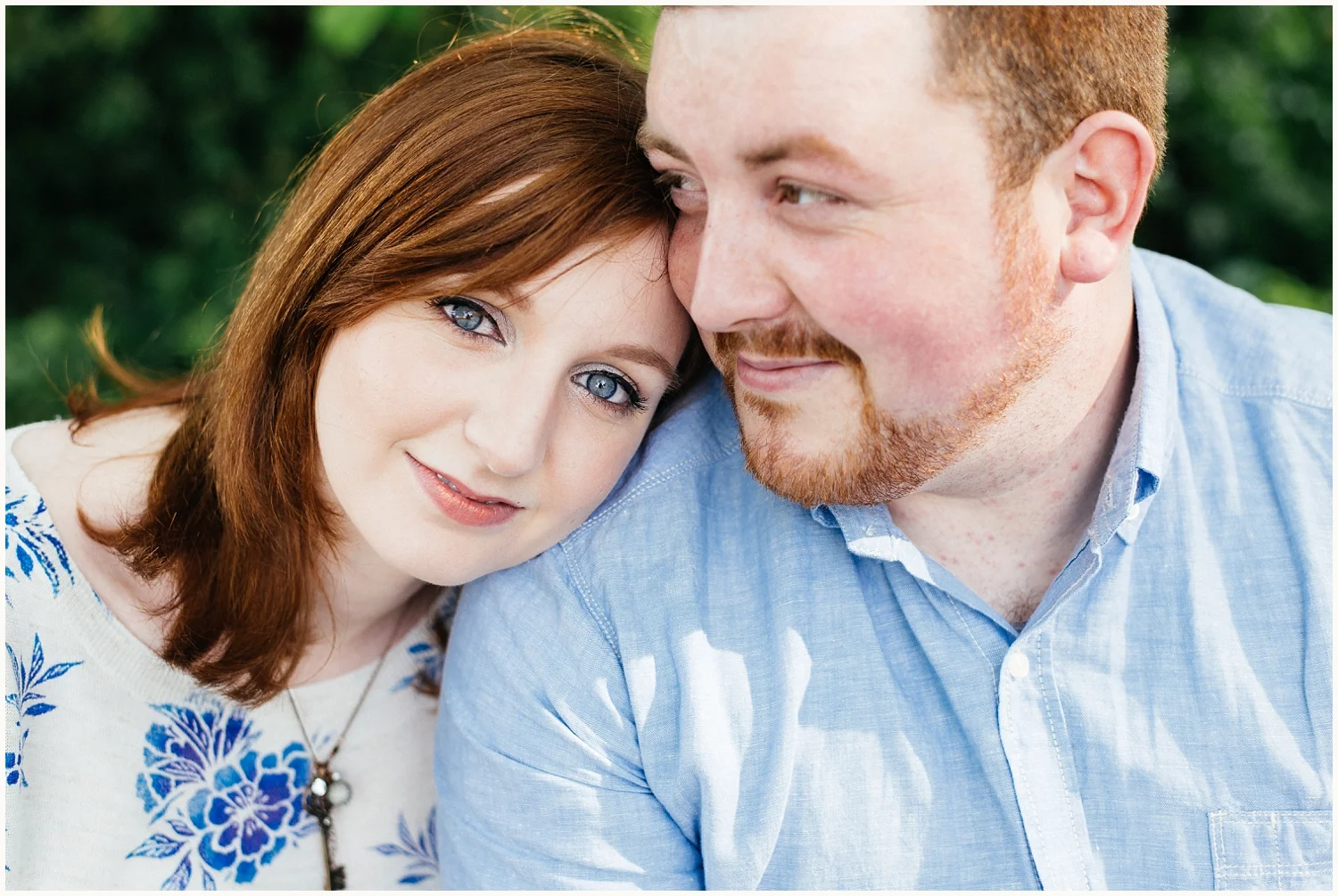 Emma& Paul_eshoot_NikkiCooperPhotography-1070.jpg