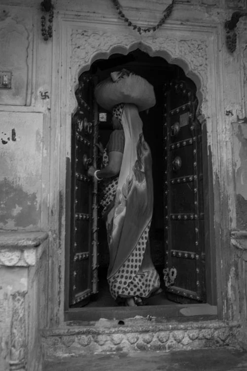 non court woman leaving street