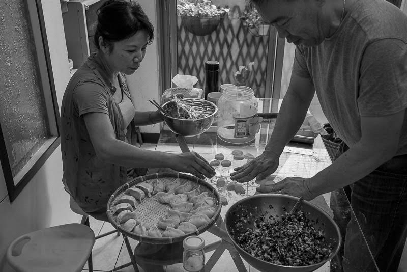 and friends make momos